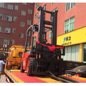 Steel Bar / Roll Material Handling Equipment Diesel Forklift One Year Warranty