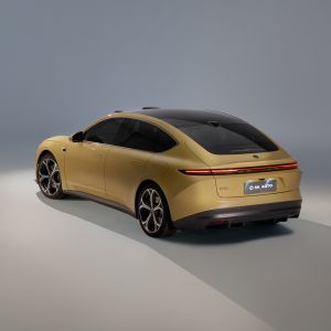 Nio Et5 Luxury Sedan Brand New High Speed EV Vehicle Intelligence Drive