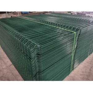 Straight Post Powder Coated Curved Metal Fence Panels Triangle Bend Wire Mesh
