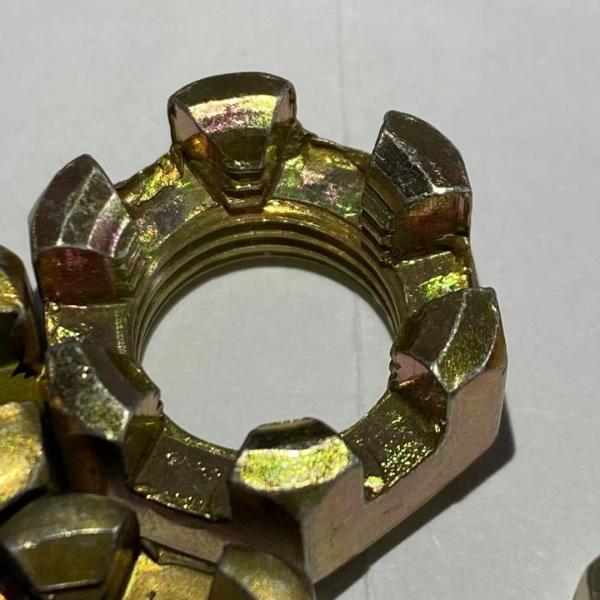 DIN935 Slotted Nut Hex Slotted Castle Nuts Grade 4.8/8.8/10.9/12.9Ect Standard DIN