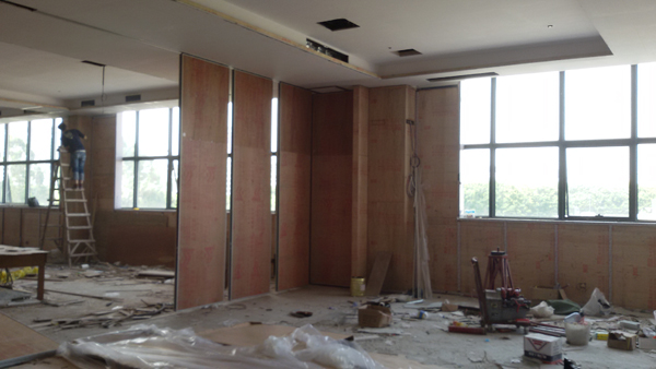 Top Hung Movable Partition , Sliding Partition Walls , 65mm Panel Melamine Surface