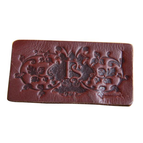 PS Smooth Edge Embossed logo Leather Patches Customed color For garments