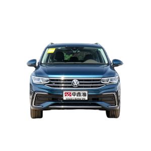 PHEV Gasoline Powered Vehicles Hybrid Flagship Version New Energy Automobile