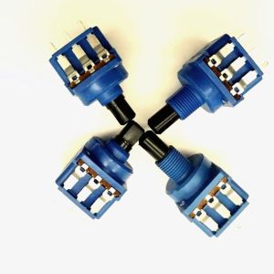 Carbon Film 16mm Rotary Switch Potentiometer Dimmer Switch B500K 10A