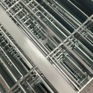 High Performance Modular System Industrial Steel Grating With Interlocking