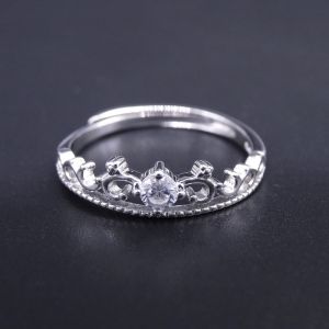 Wholesale Elegant Silver Cubic Zirconia Rings With Luxurious Imperial Crown Shape from china suppliers