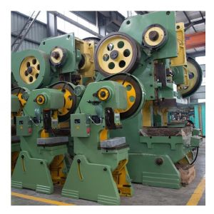 CNC Hydraulic Press Mechanical Puncher Machine for Steel Metal Punching 15-260