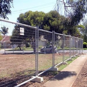 Hot Dipped Galvanized Wire Mesh Fence Removable Temporary Fence