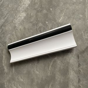 OEM ODM Easy To Install WPC Corner Home Decoration Low Maintenance