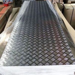 Wholesale Silver Gray Solar Panel Walkway For Fire Resistant Rooftop Installation from china suppliers