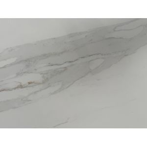OLK7063 New Style Calacatta With Natural Grain Pattern Book Match Quartz Surface