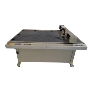 Applicable to Furniture Industry Used Garment Cutter CAD with 1500*900mm Cutting