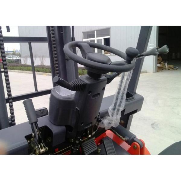 3 Ton Diesel Industrial Forklift Truck With Automatic Transmission And Advanced Hydraulic System