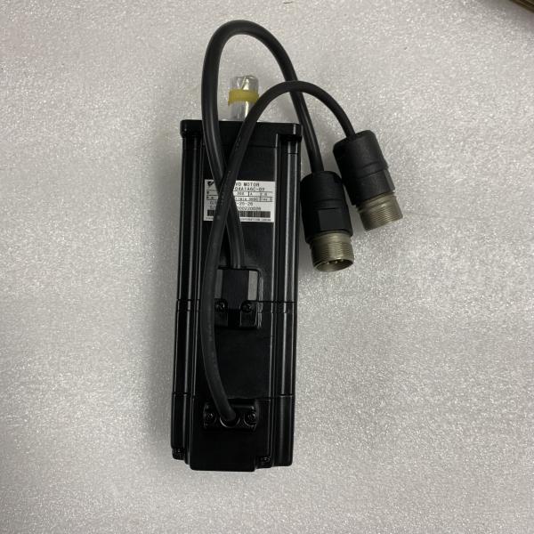 Yaskawa SGMAH-04A1A6C-OY AC SERVO MOTOR 400W 200V 2.8A 3000RPM NEW