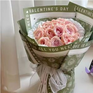 Direct Mixed Pulp 50g Waterproof Flower Wrapping Paper with Rose Printed Bouquet