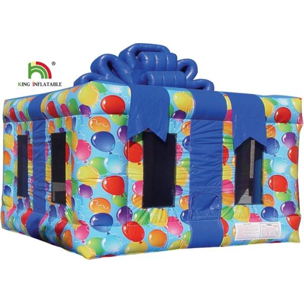Customized Pink 4X4m Inflatable Gift Box Blow Up Jumping Castle For Party