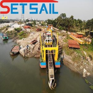 Customized Request Hydraulic Cutter Head Sand Pump Dredging Machine for 250ND