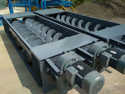 F Series Gearbox Shaft Mount Gear Units with HT250 High-Strength Cast Iron 200~18000 N*m Torque and 3.77~267.43 Gear Ratio for Screw Conveyors