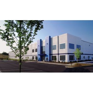 China Custom Steel Structure Fabrication With Galvanized C Or Z Type Purlin And H Beam on sale