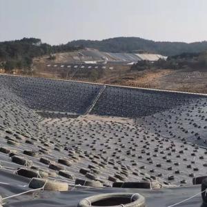 China 1mm 2mm HDPE Geomembranas for Landfill Dam Construction in Black White Blue or Green on sale