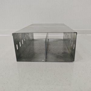 Wall Mounted Galvanized Rigid Wireway Cable Tray With Ventilation Holes