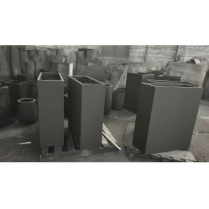 Lightweight And Sturdy Fiber Clay Planter Easy To Move For Any Space