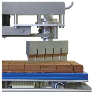 1.3KW 220V Automatic Ultrasonic Cake Cutter Machine 500KG