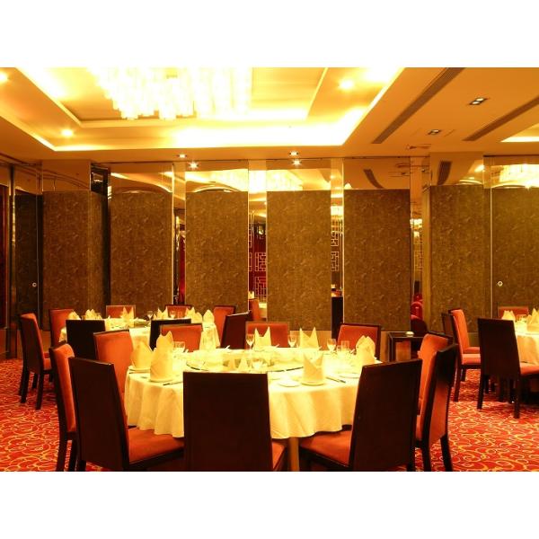 Wooden Surface Sliding Movable Partition Walls , Hotel Folding Room Divider
