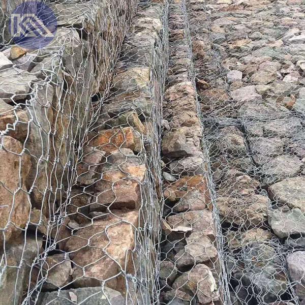 Gabion cage Double Twist Tension Wire For Civil Engineering And Architecture Projects