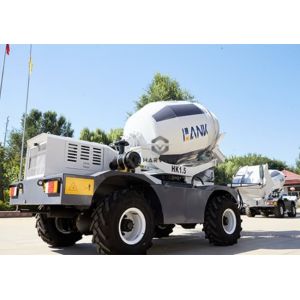 1.5m3 Self Loading Mixer HK1.5 With Electronic Weighing System 65KW Euro 2