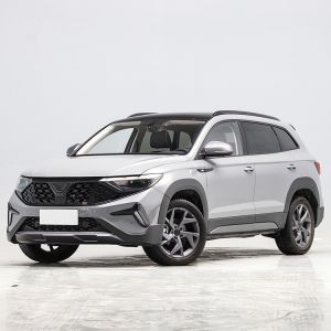 Wholesale 2023 VW Jettas VS7 FWD with 2 Airbags Leather Seats LED Headlights One Key Lifting Anti-Pinch Front Rear Windows 6AT/6MT Gearbox from china suppliers