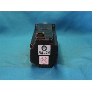 Yaskawa SGMAS-04ACA4C AC SERVO MOTOR 0.4KW 3000RPM 200V 2.6A NEW