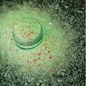 Earth Day Assorted Animal Shapes Confetti in Non-toxic Luminous Glitter Powder