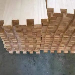 Customized Size Natural/Bleached Honeycomb Box Pine Board Beehive Box with Four Frames