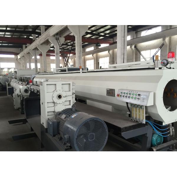 Auotmaitc PE Pipe Extrusion Line Making Machine Output 1000 Kg / H Pipe Range 500 - 800mm