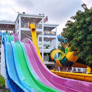 Water Playground Amusement Multi-Player Racing Water Park Equipment Slides