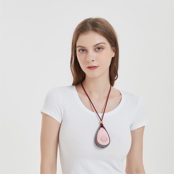 Quality Handheld Personal Mini Air Filter Rechargeable Small Quiet Air Purifier For 1M3 Applicable Area for sale