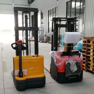 Hydraulic Loading Electric Pallet Stacker with Compact Structure for Narrow