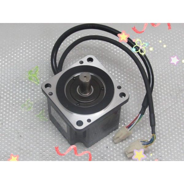 Yaskawa SGMP-02U31 AC SERVO MOTOR 2A 200W 3000RPM 200V NEW