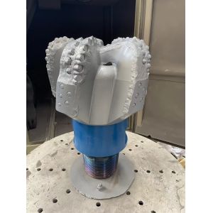 China PDC Bit 8-1/2 Inch 5blades  Diamond Drilling Tools Of API Spec on sale