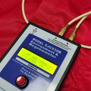 96% Cotton Red ESD Antistatic Smock Coverall with Same Color Cap