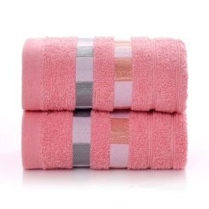 Customized Large Hotel Spa Bathroom Face Towel in Luxury Cotton with Square