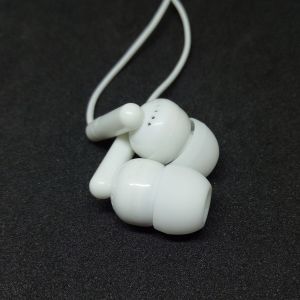 ODM Earphones With Gift Packing Earphone headphones With Pvc Cable Sensitivity