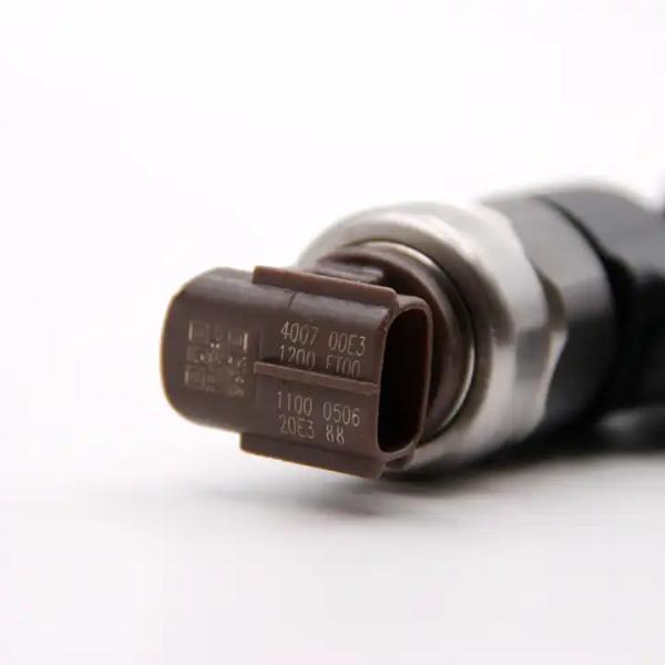 095000-6363 095000-6364 095000-6366 8-97609788-3 Fuel Injector 100% For 4HK1 6HK1 Works