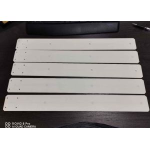 20 KV/mm Breakdown Voltage Al2O3 Ceramic with Thermal Expansion 7.2 X 10-6/K and