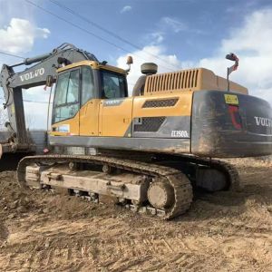 Used Volvo 350 Excavator Hydraulic Crawler Digger Construction Vehicle Excavator