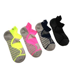 Wholesale Oem Design Custom Made Sports Socks Australia Basketball Socks Popular Unisex Quick Dry Anti Bacterium from china suppliers