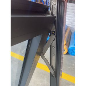 Customized Vinyl Aluminum Awning Window Outward Triple Glazing
