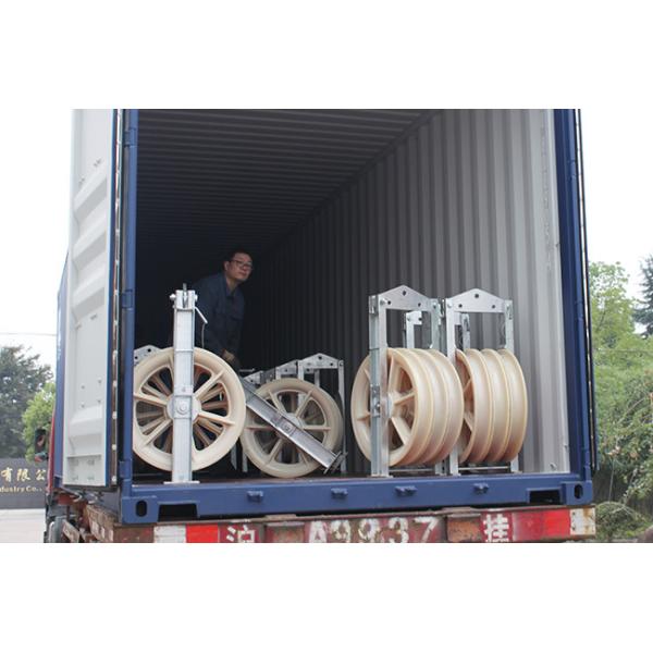 Aerial Roller Bundled Conductor Pulley , Nylon Three Coductor Pulleys