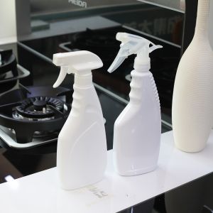 Trigger Sprayer Nozzle Squeezing Container for Consistent Accurate Application